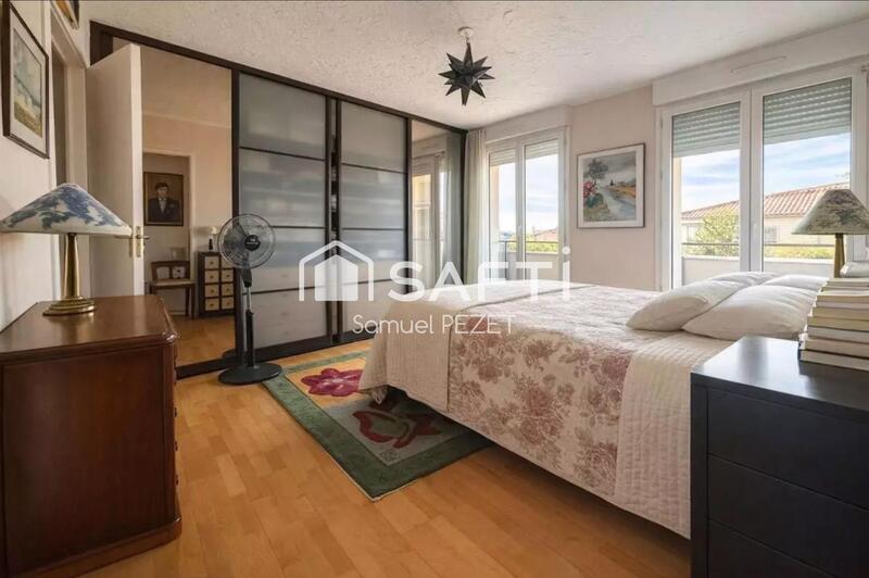 Appartement - 141 m² - 6 pièces