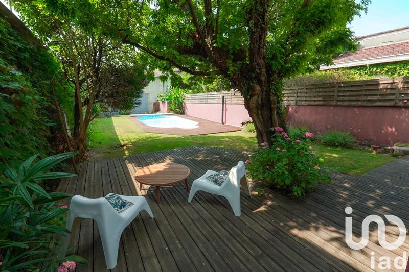 Maison de ville - 260 m² - 10 pièces