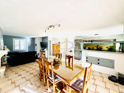 Maison - 106 m² - 4 pièces