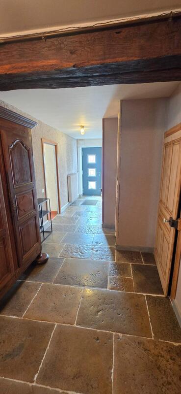 Ferme - 241 m² - 10 pièces