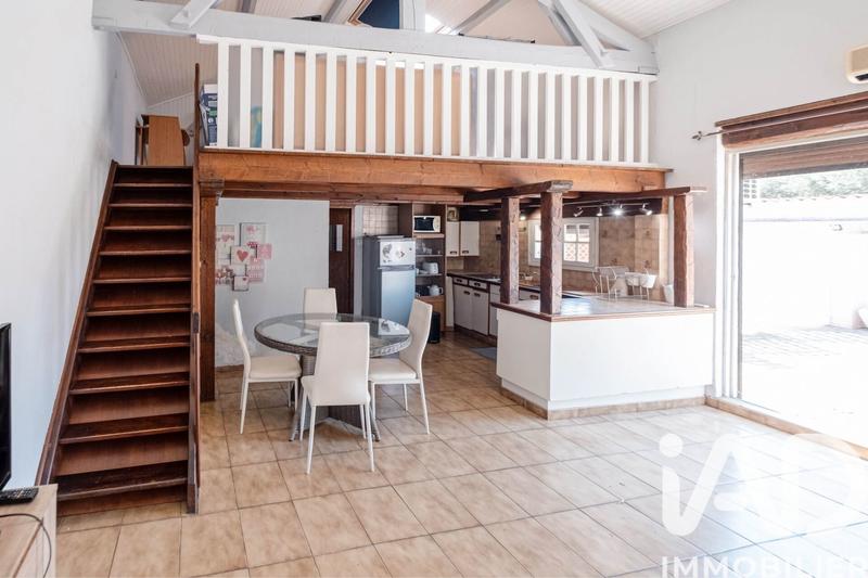 Maison - 196 m² - 5 pièces