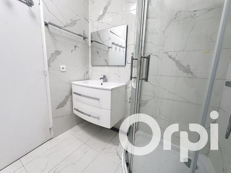 Studio - 35 m² - 2 pièces