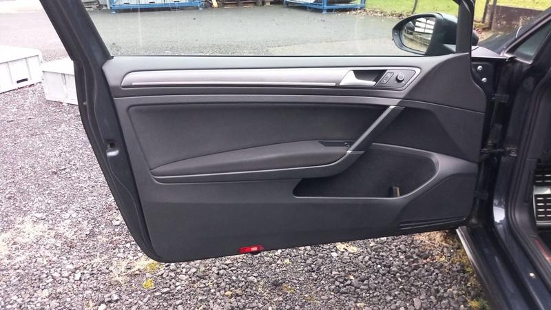 Volkswagen Golf GTi VII 2.0 Tsi 245 Dsg7 Performance - Automatique