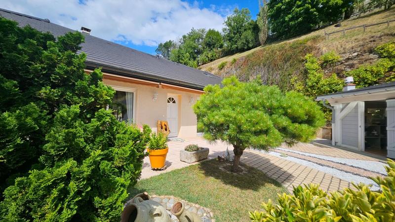 Maison - 181 m² - 7 pièces