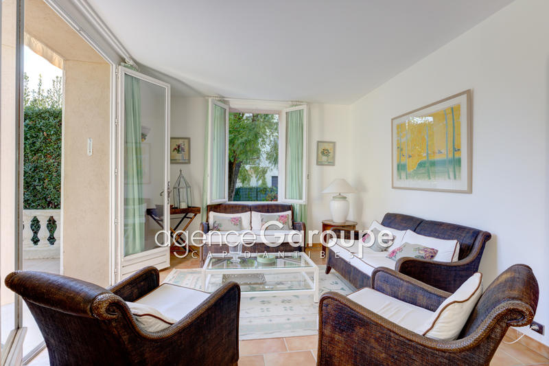 Villa - 187 m² - 6 pièces