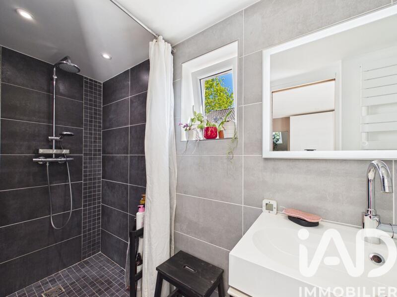 Maison - 123 m² - 6 pièces