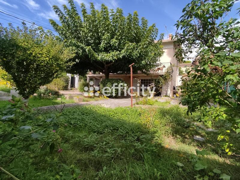 Maison de ville - 122 m² - 6 pièces