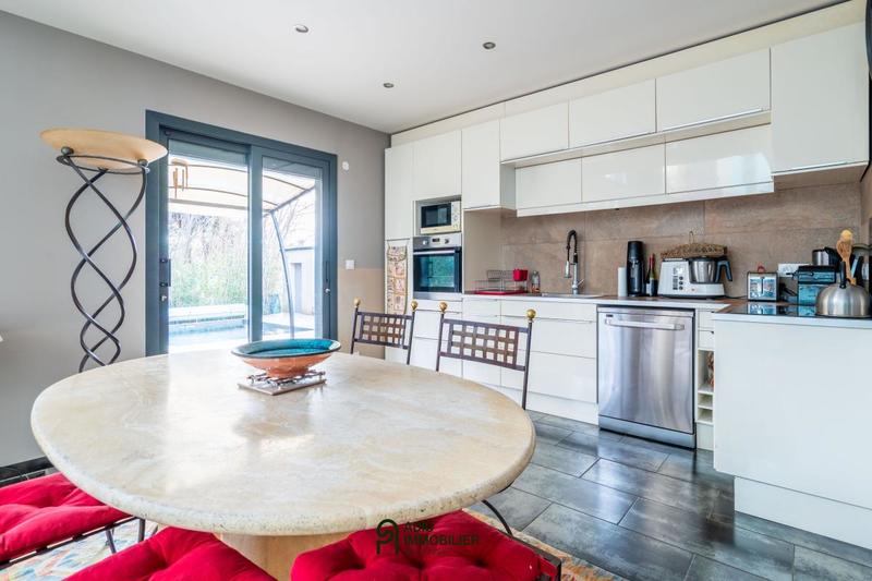 Maison - 136 m² - 4 pièces