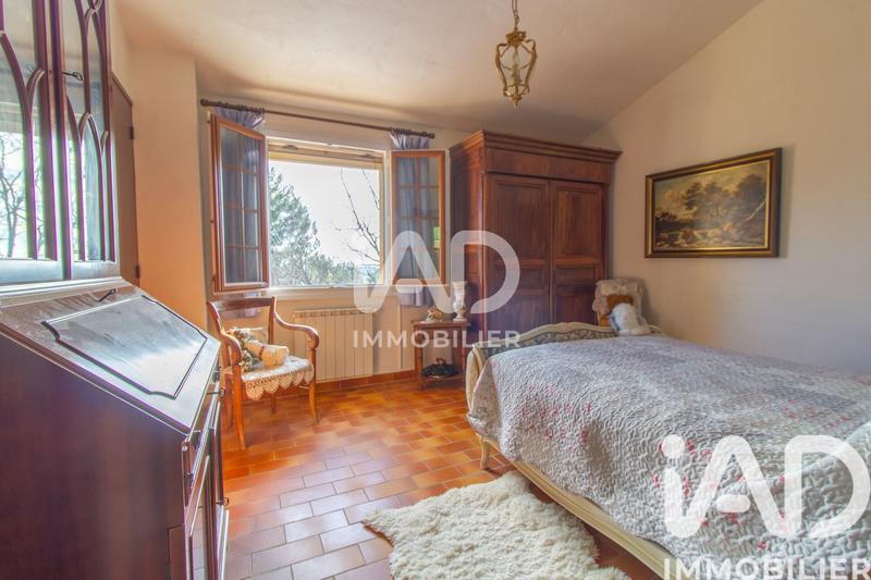 Maison - 169 m² - 5 pièces