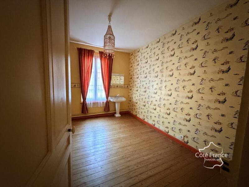 Maison de village - 150 m² - 6 pièces