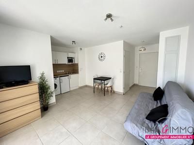 Studio - 27 m² - 1 pièce