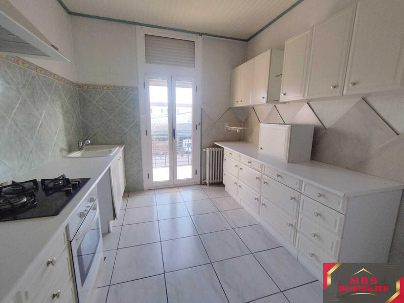 Maison - 111 m² - 6 pièces