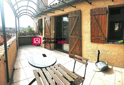 Appartement - 110 m² - 4 pièces