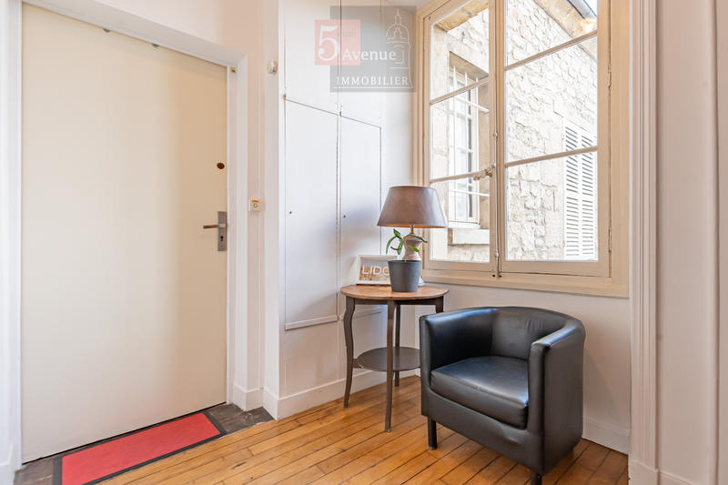 Immeuble - 158 m² - 10 pièces