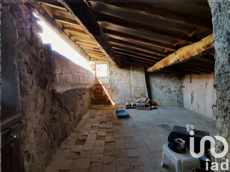 Maison de village - 300 m² - 8 pièces