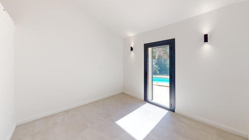Villa - 162 m² - 6 pièces