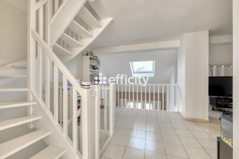 Maison - 113 m² - 6 pièces
