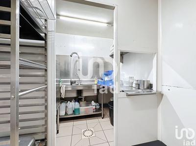 Local commercial - 277 m²