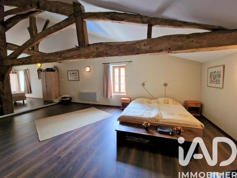 Maison - 289 m² - 7 pièces