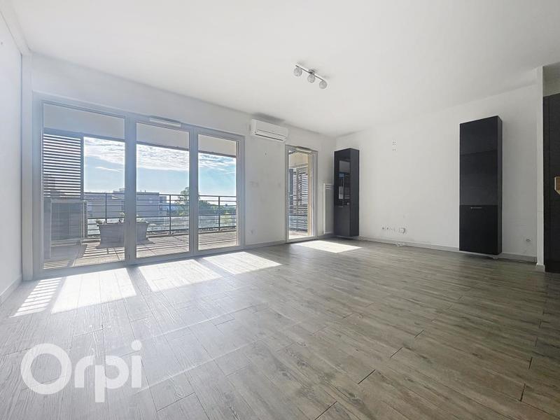 Appartement - 70 m² - 3 pièces