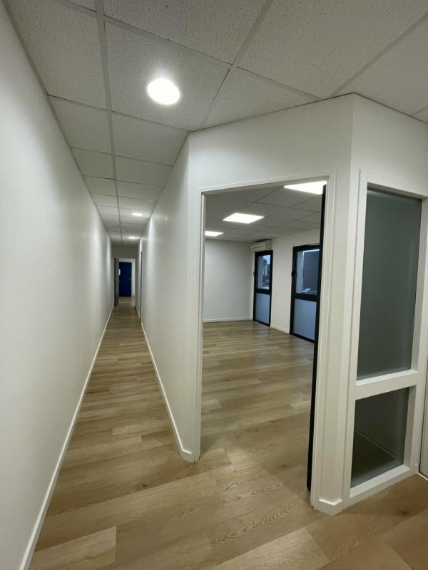 Bureau - 160 m²