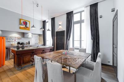 Appartement - 152 m² - 5 pièces