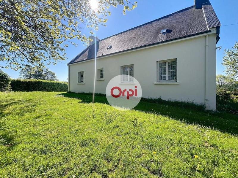 Maison - 180 m² - 9 pièces