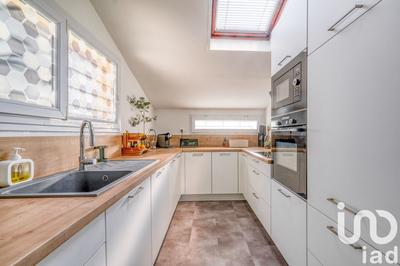 Maison - 98 m² - 5 pièces