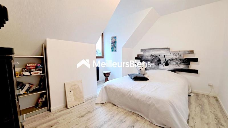 Maison - 190 m² - 8 pièces