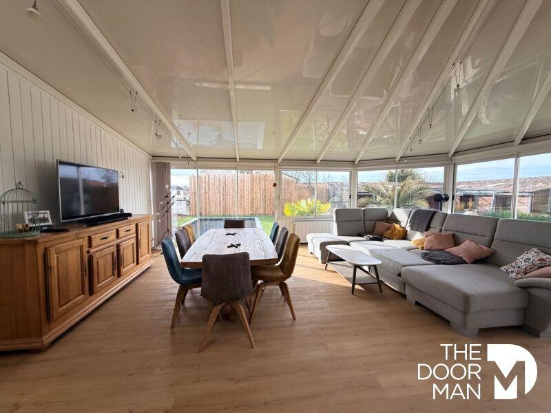 Maison - 195 m² - 6 pièces