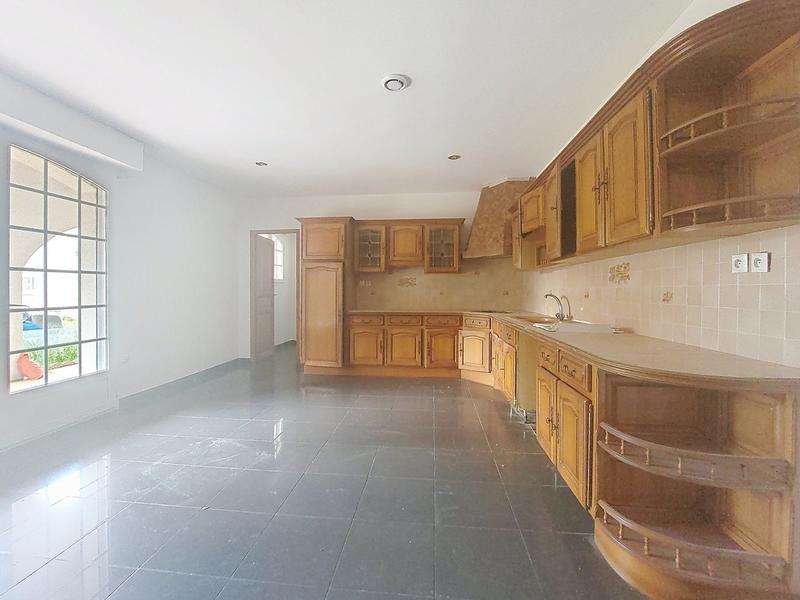 Maison - 178 m² - 5 pièces