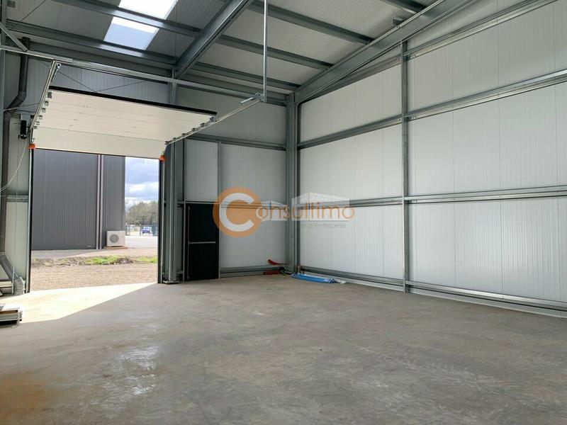 Local d'activité / Entrepôt - 95 m²