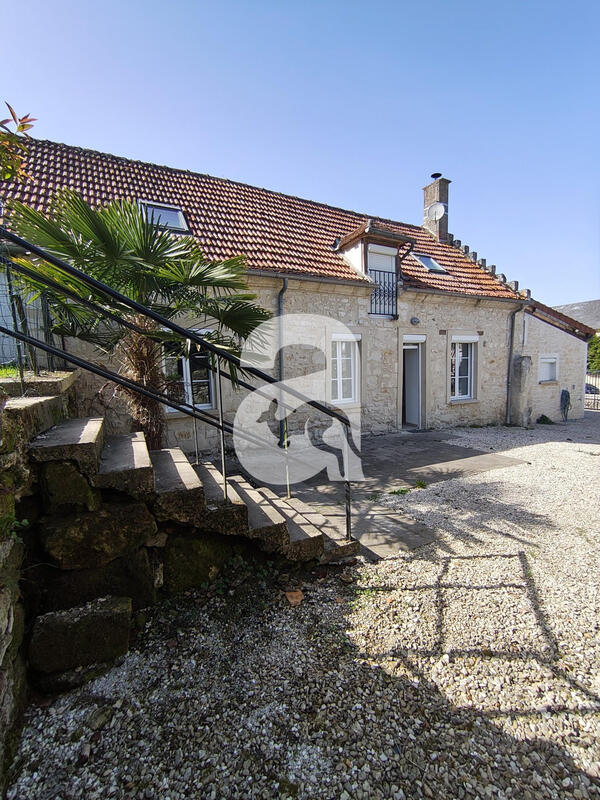 Maison ancienne - 99 m² - 4 pièces