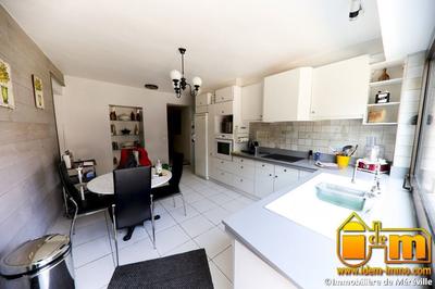 Maison de village - 280 m² - 10 pièces