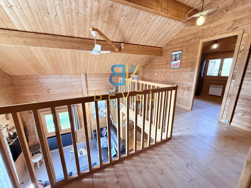 Châlet - 182 m² - 7 pièces