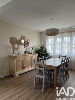 Maison - 89 m² - 5 pièces