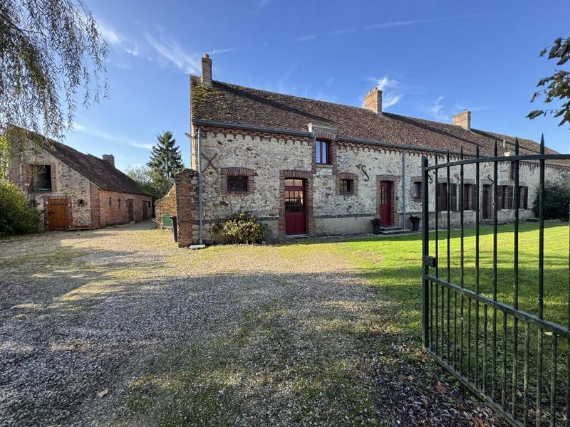 Maison - 212 m² - 9 pièces