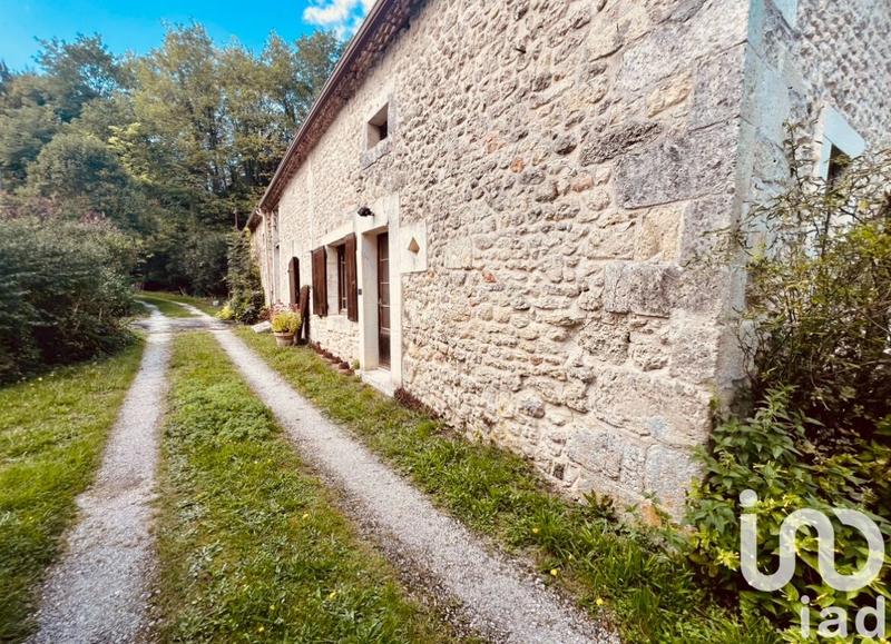 Maison - 200 m² - 6 pièces