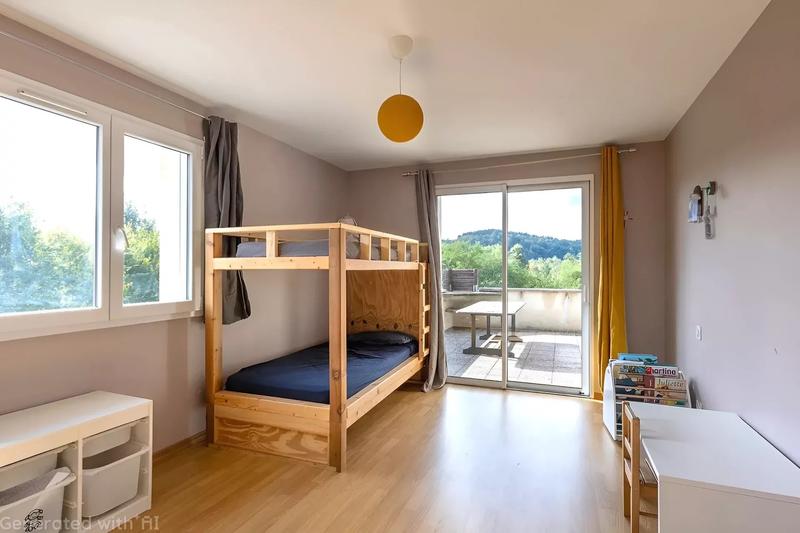 Maison - 285 m² - 10 pièces