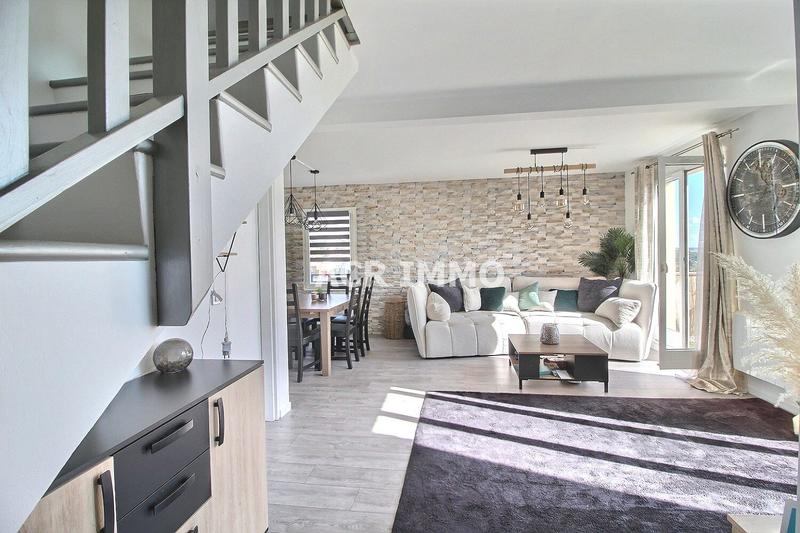 Duplex - 82 m² - 5 pièces