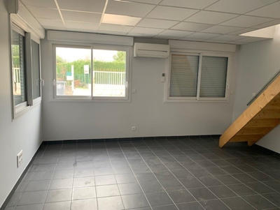 Local d'activité / Entrepôt - 660 m²