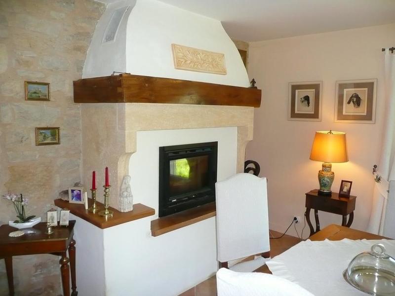 Propriété - 833 m² - 32 pièces