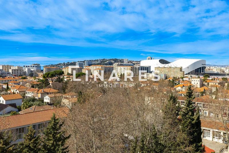 Appartement - 85 m² - 4 pièces