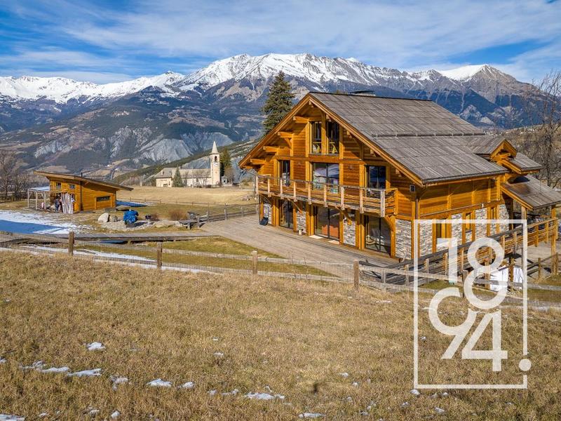 Châlet - 338 m² - 10 pièces