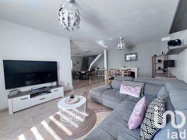 Maison - 254 m² - 7 pièces