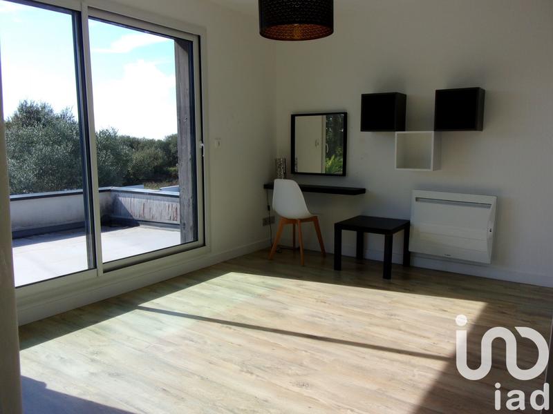 Maison - 221 m² - 9 pièces