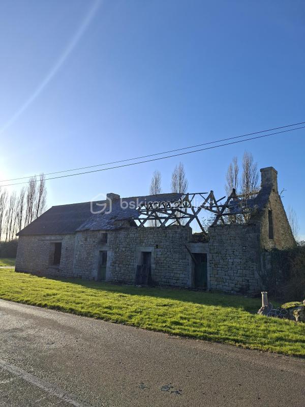 Maison traditionnelle - 243 m² - 8 pièces