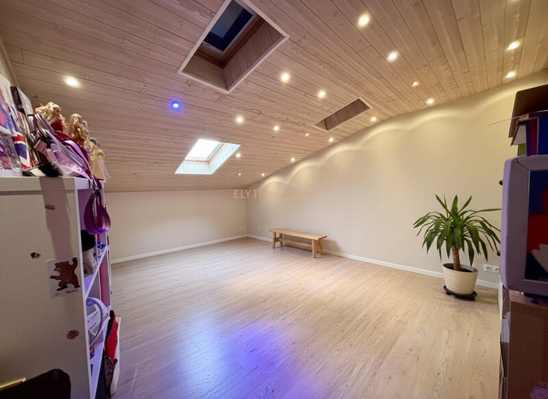 Maison - 116 m² - 4 pièces