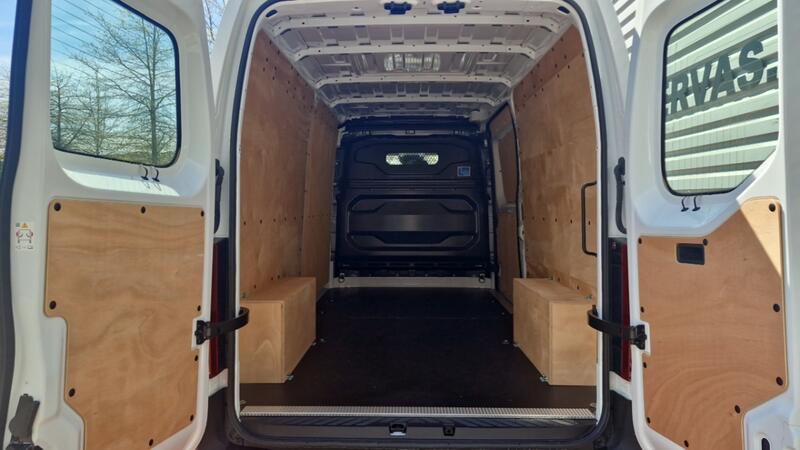 Renault Master Van 3t5 L3h2 Blue Dci 150 Evie Advance