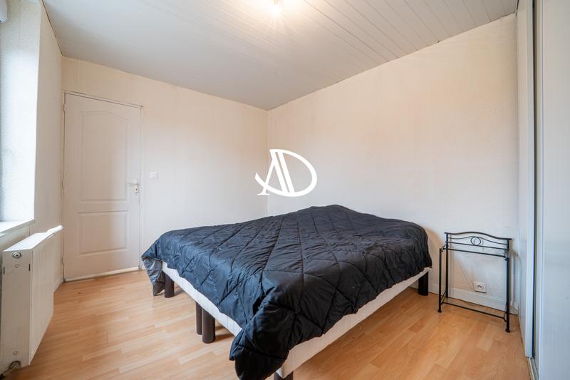 Maison - 160 m² - 7 pièces